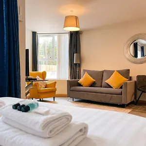 **** Aparthotel Broc House Irlanda