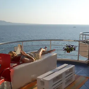 Seaside Hotel Sarandë